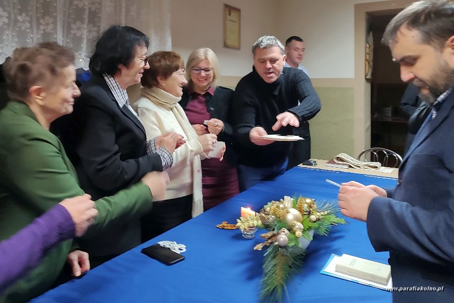 16 Gloriosa Trinita.jpg